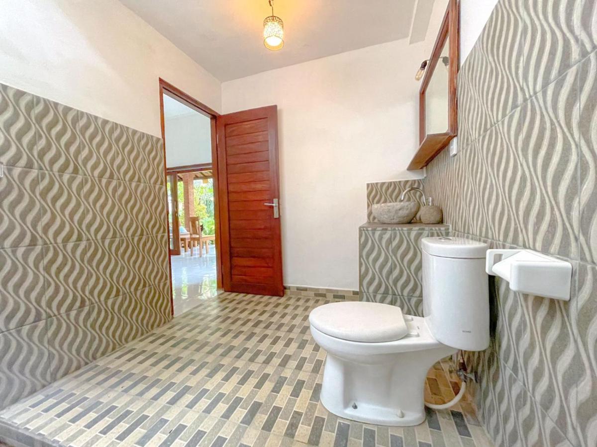 Enak Bungalow Amed  Exterior photo